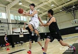 法甲-内维斯绝杀埃梅里破门 巴黎3-2里昂2分领跑