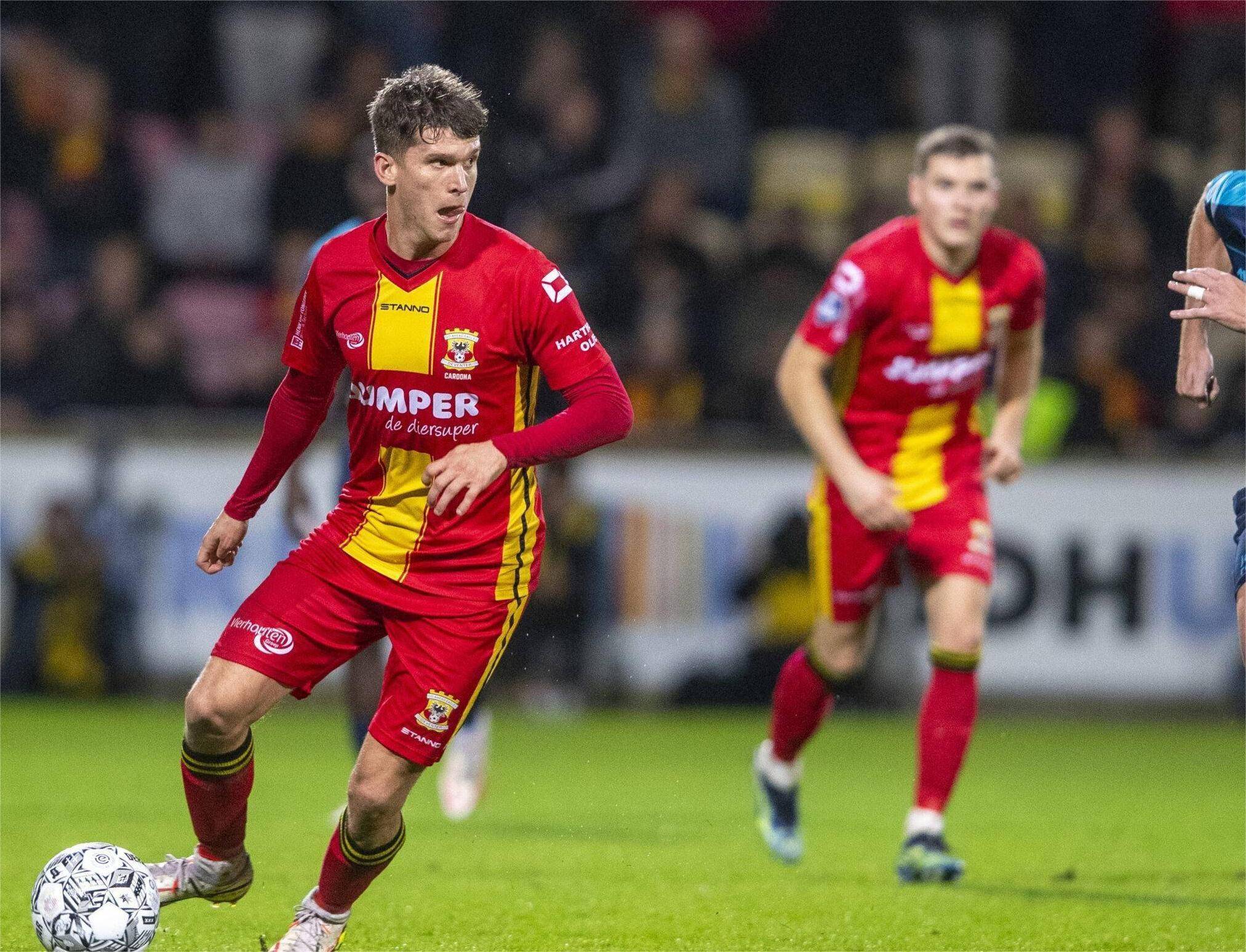 中国足球超 中国足球超